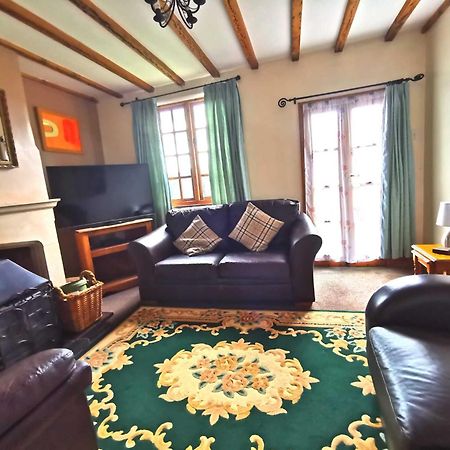 The Raddle Inn Log Cabins Croxden المظهر الخارجي الصورة